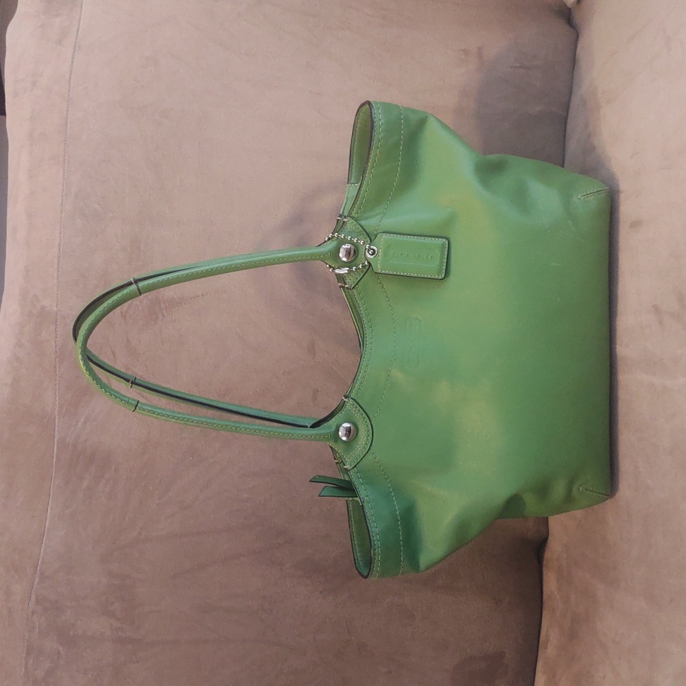 COACH Apple Green Legacy Bleecker Leather Tote Bag F14383 - Picture 16 of 16